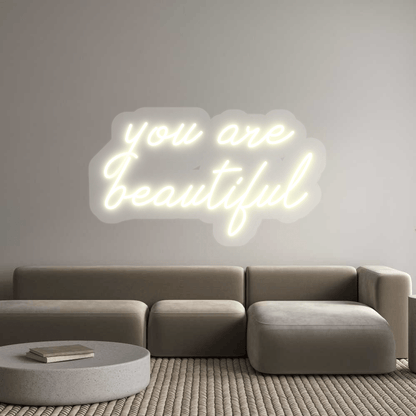 Personalisierbares Neon - LED - Schild in Pink, ideal als Wanddekoration für Wohnzimmer oder Geschäftsräume